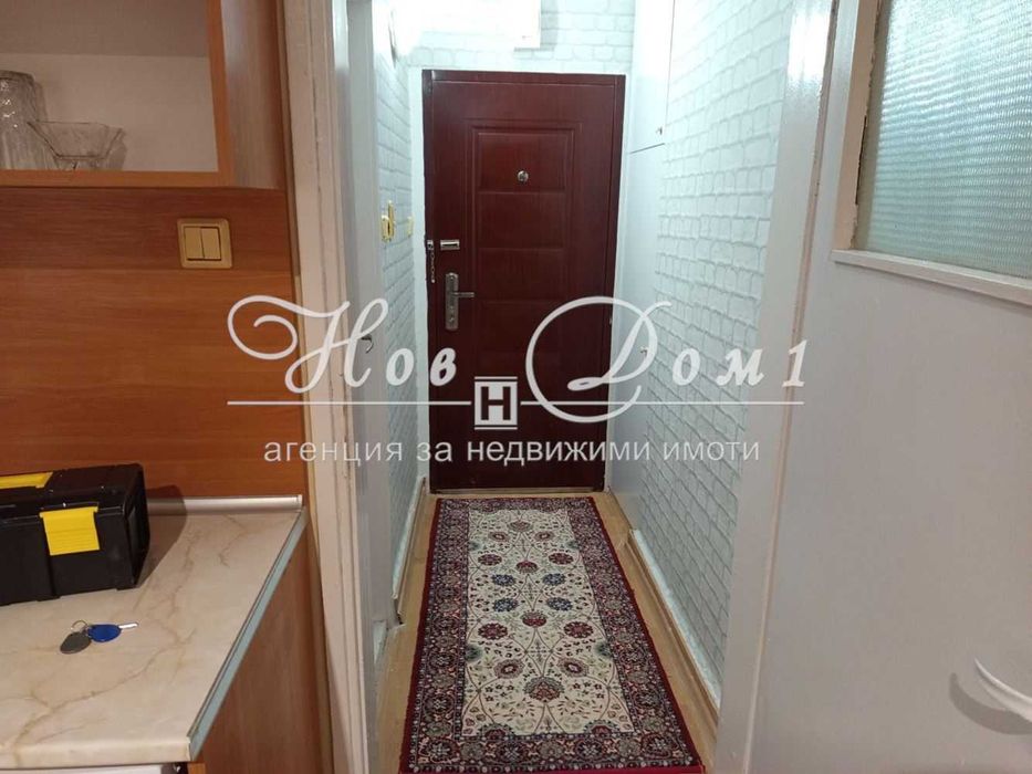 Дава се под наем Едностаен апартамент в Варна, Младост 2 - 25 кв.м за 259.08 € - Снимка #1