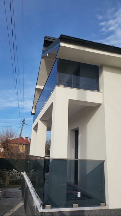 Balustrada din sticla securizata