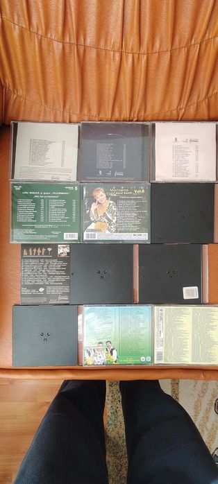 Cd-uri cu muzica de diferite genuri si  cd-uri de colectie