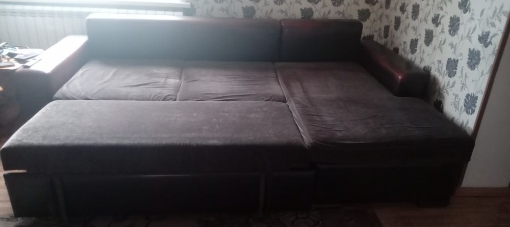Продам диван , цвет коричневый угловой