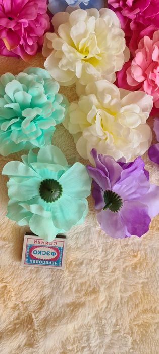 Цветы из ткани, декор