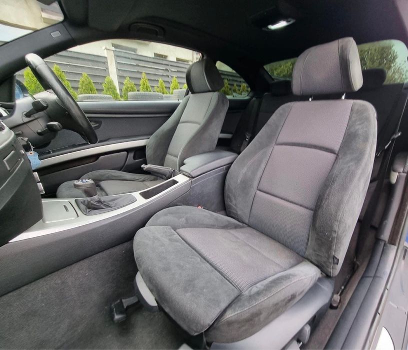 Dezmembrez BMW 320d M Pack E92 an 2008 2.0d N47 -177cp,Xenon