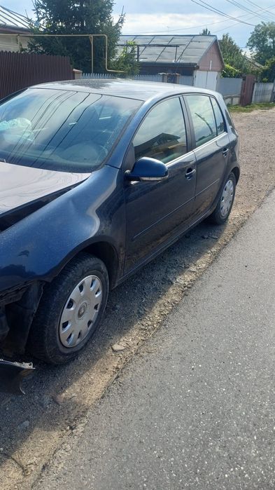 Dezmembrez golf 5 1.6 bse 180 mii km