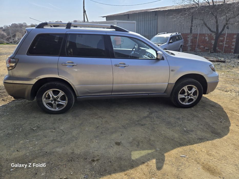 Мицубиши Аутлендър 2.0 бензин НА ЧАСТИ