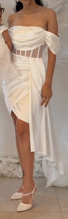 Официялна бяла рокля за Кръщение