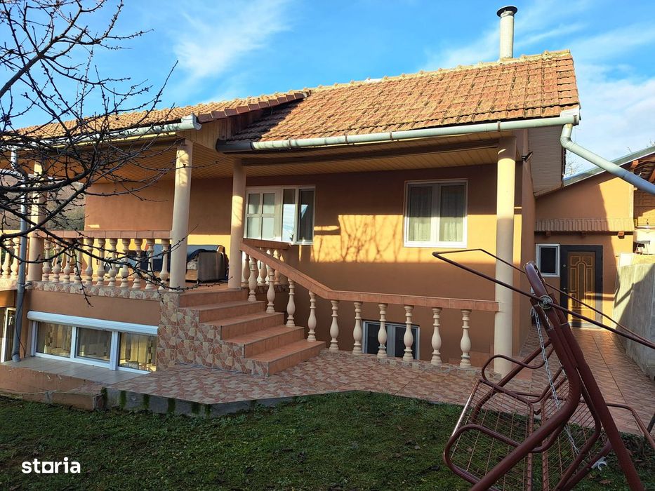Casa Oncea P+M, 2 dormitoare, bucătărie, living, 2 băi, teren 1.306mp