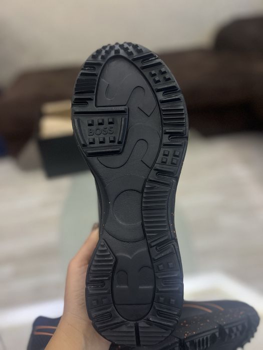 Обувки Boos номер 42