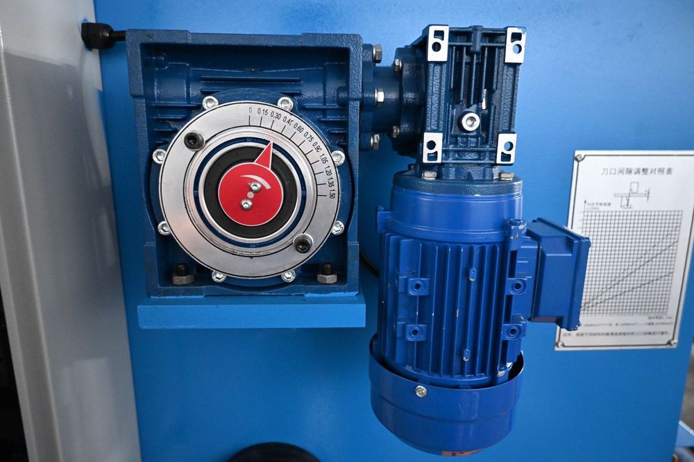 Гильотина для листового металла