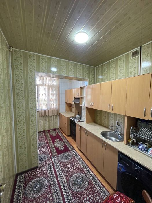 Гулобода зор уй сотилади