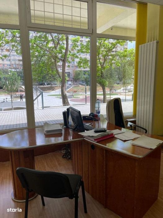 Spatiu comercial de inchiriat , Oradea, zona Rogerius! - Mai multe