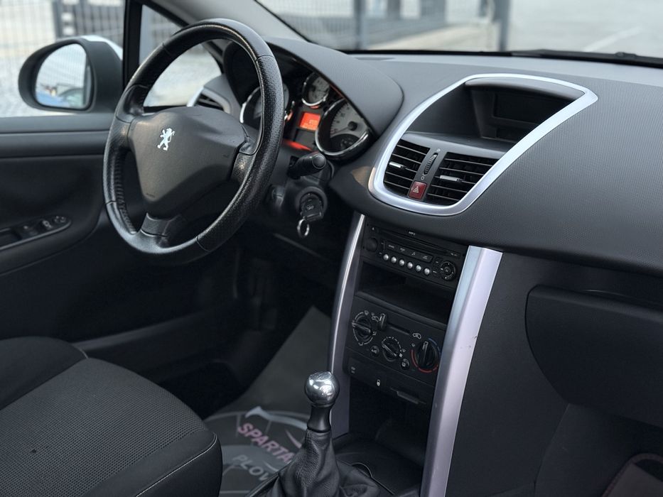 Peugeot 207 CC* 2009г* CABRIO* 1.6VTI* 104.000КМ* НОВА*