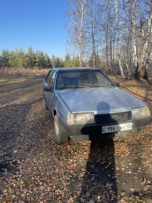 Продам ваз 2199 инжектор 2002