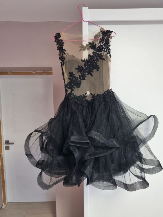 Официална дамска черна рокля