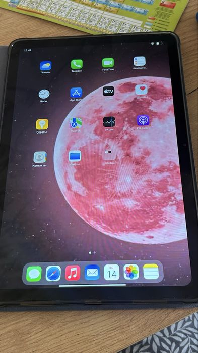 ipad  (11 дюмовый)