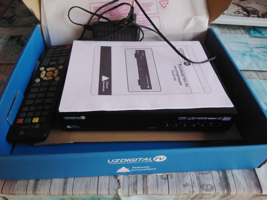 Продаётся тюнер ! Uzdigital TV !