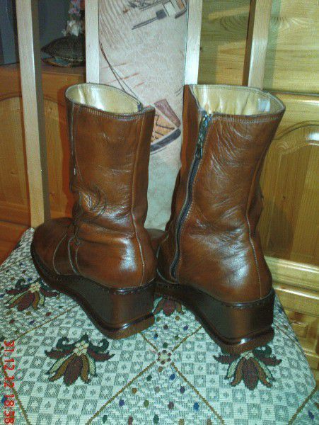 Ботуши дамски от естествена кожа