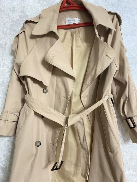 Женский тренч продается