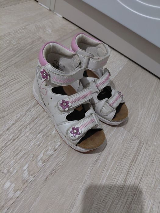 Балаларға арналған ортопедиялық аяқ киім