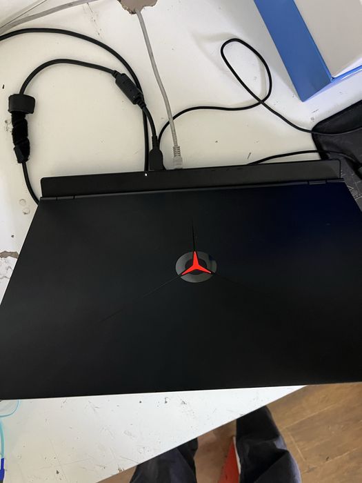 Игровой ноутбук Lenovo