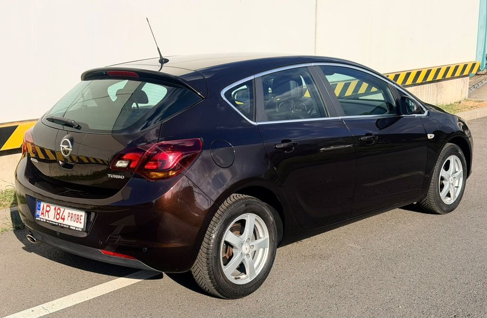 OPEL Astra 2012 — imagine 4