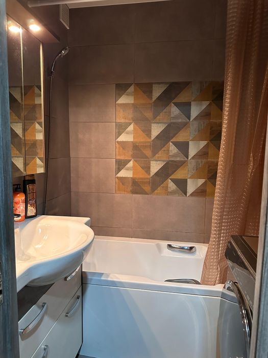 Сдам 1,5 Евролюкс Площадь РЕСПУБЛИКИ