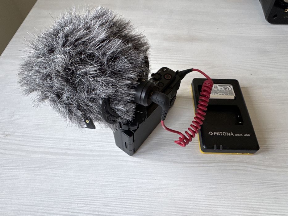 Sony zv-1 + Rode микрофон 2 батерии ВЛОГ