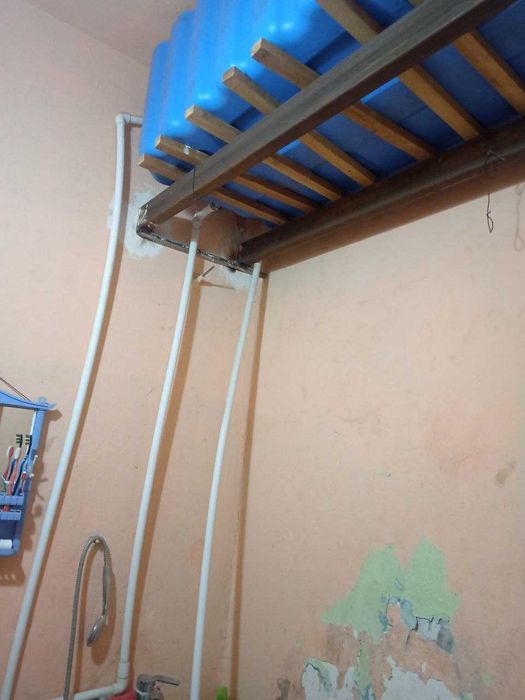 Uy Srochni sotiladi.