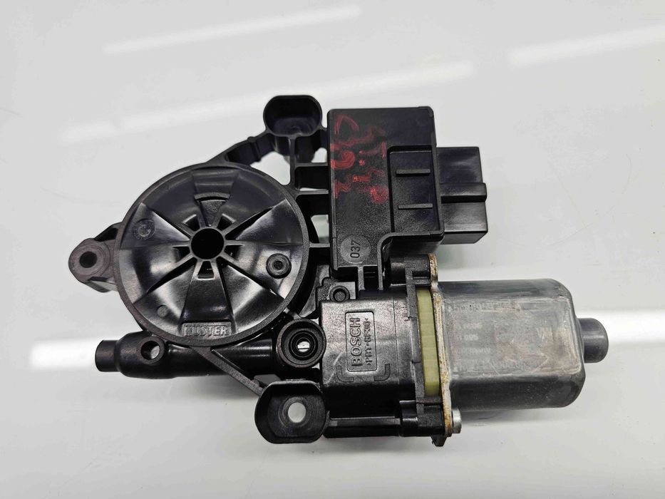 Motoras geam stanga spate Volkswagen Golf 7 (5G) [Fabr 2014-prezent]