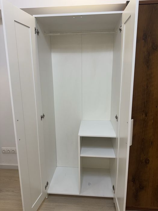 Двухдверный платяной шкаф IKEA BRIMNES (БРИМНЭС)