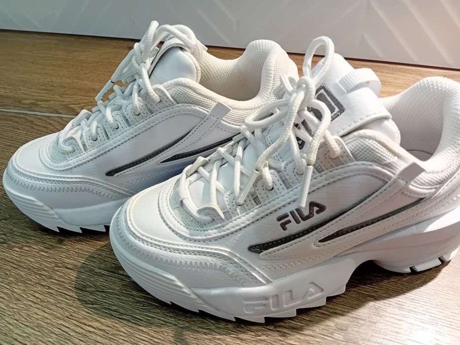 Маратонки FILA...