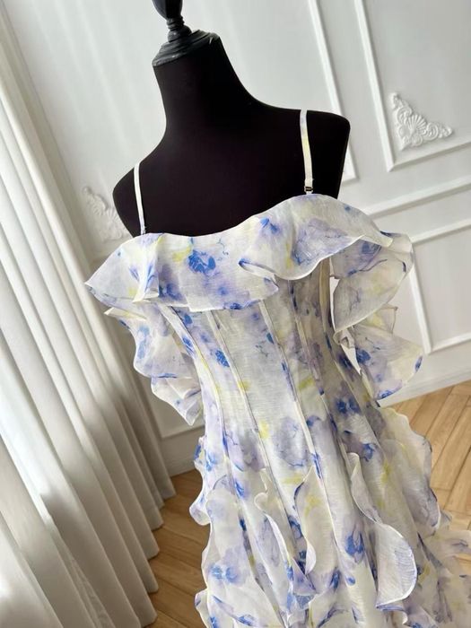 Продаю новое супер нежное платье