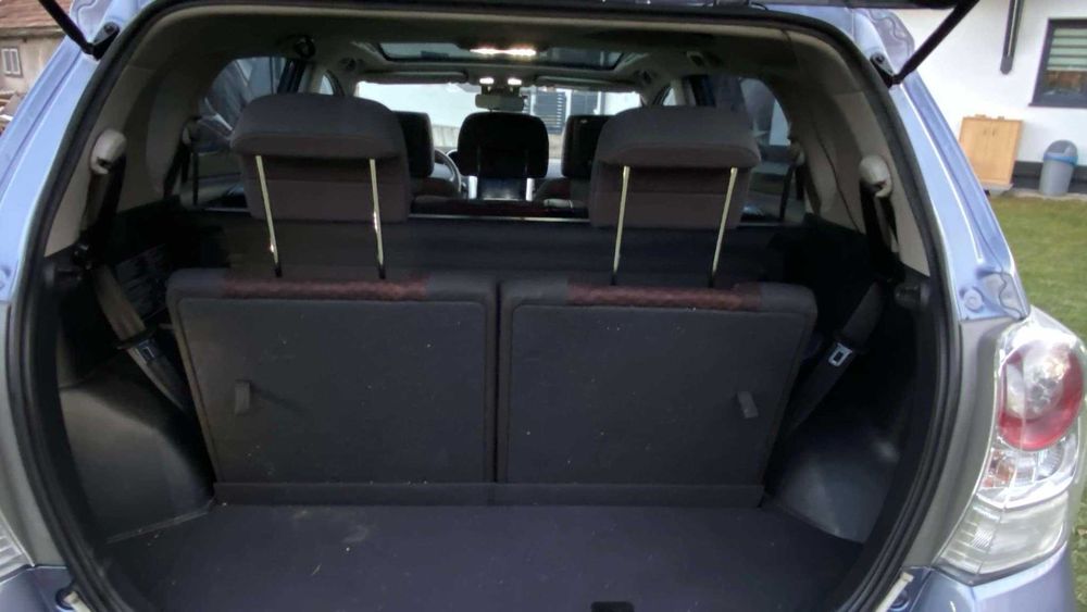 Vând Toyota Verso 2011 sau scbimb cu Toyota Prius 2011