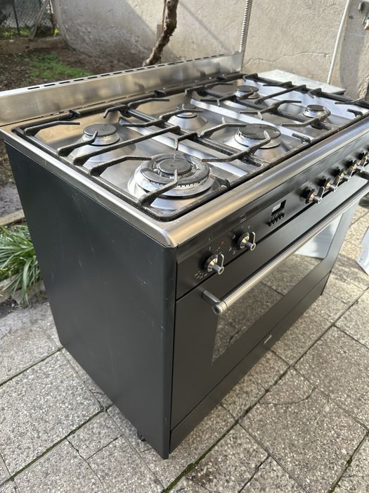 Професионална газова печка Смеф/Smeg