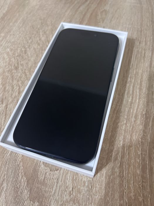 Продам iphone 15 pro 128 gb