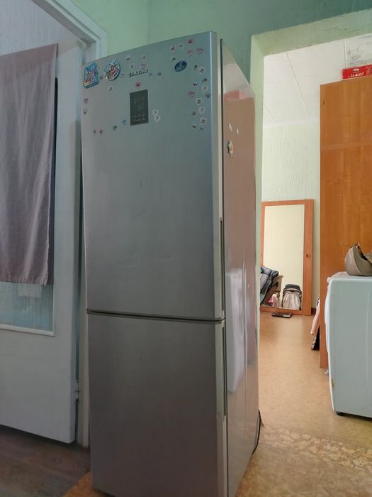 Продам холодильник