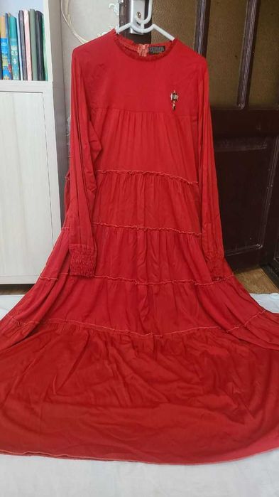 Новое платье, очень красивые