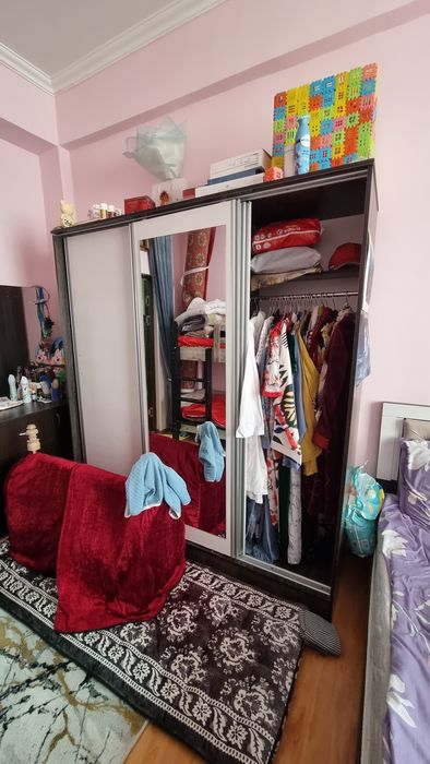 Shkaf parta spalni etajli karovat