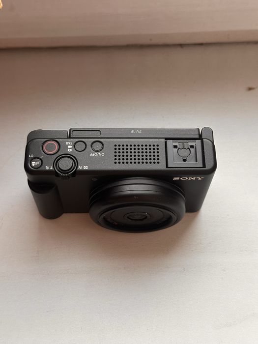 Sony zv-1f камера