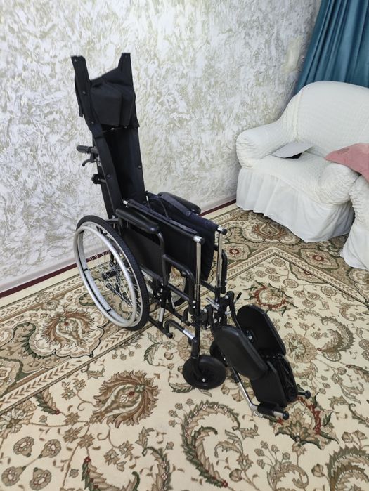 Инвалидное кресло