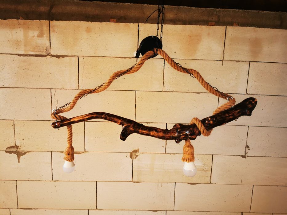 Lustra lemn rustic unicat