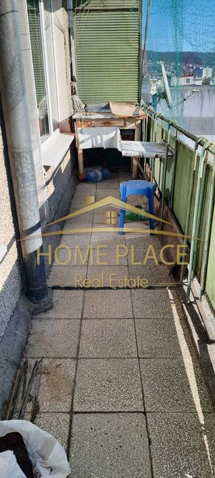 Четиристаен апартамент в Цветен Квартал