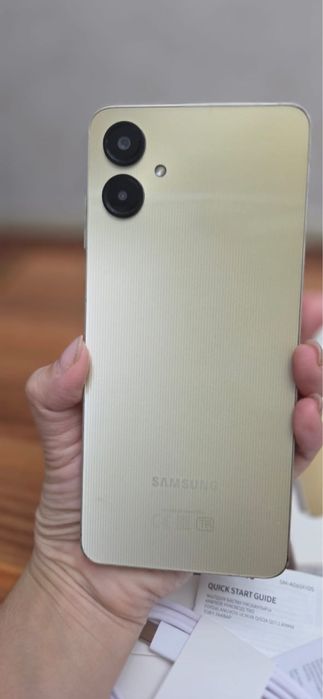 Продам телефон самсунг а06