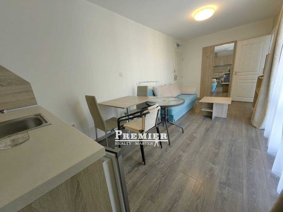 Продава се Двустаен апартамент в к.к. Слънчев бряг - 47 кв.м за 1578 €/кв.м - Снимка #2