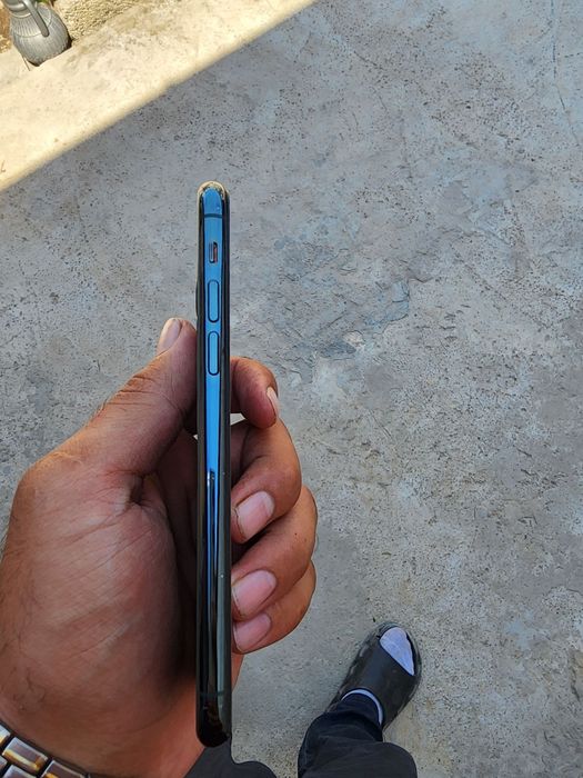 iphone 11 pro qora