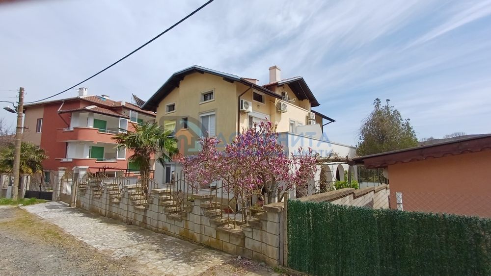 Продава се Къща в с. Велика, Област Бургас - 300 кв.м за 502 €/кв.м - Снимка #1