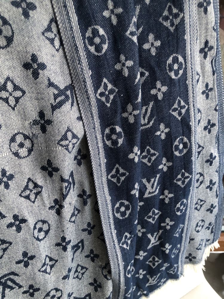 Louis Vuitton Schal Denim Blau