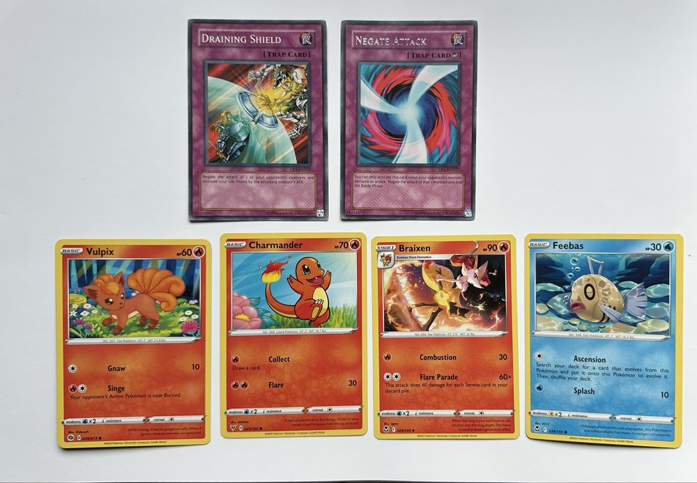 Carti Pokemon si Yu-Gi-Oh! In stare buna