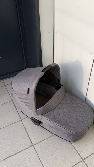 Коляска прогулочная Easywalker Charley by Mini