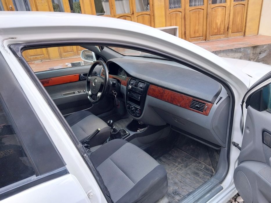 Шевролет лачетти 1.8 2013