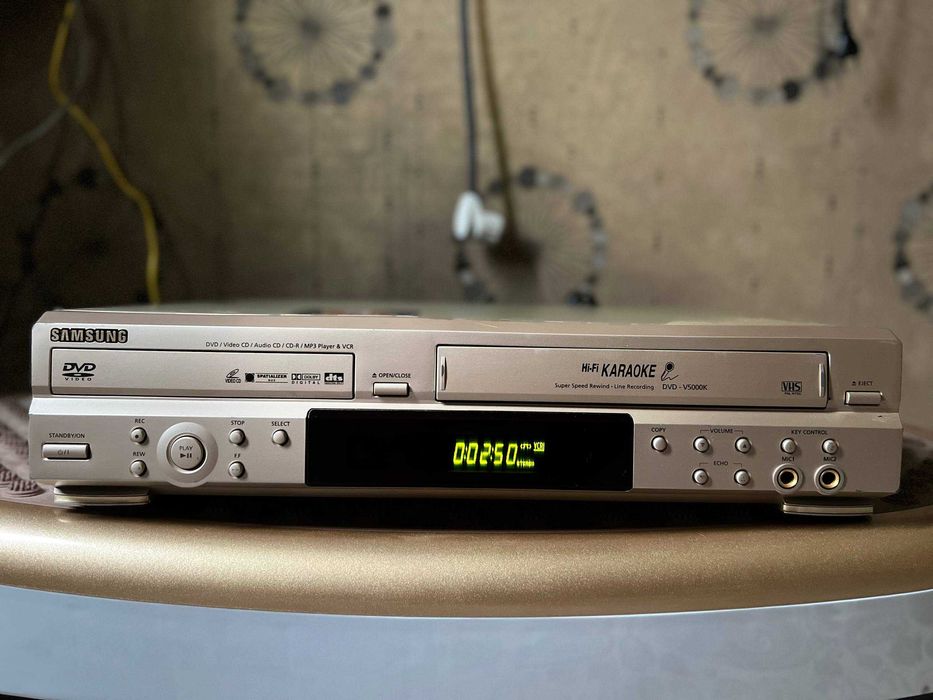 Hi Fi 6 head Samsung V5000K Stereo видеомагнитофон